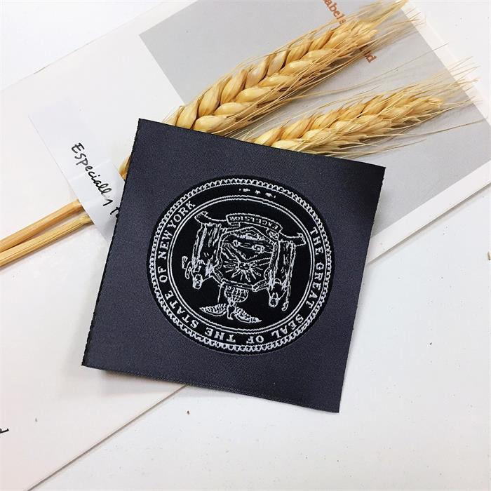 Wholesale machine satin damask woven label for garment