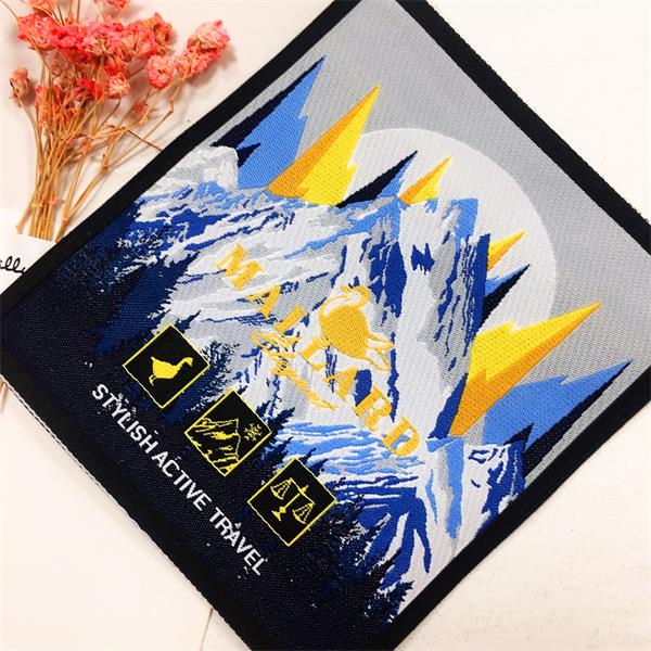 High density woven tag ultrasonic cut woven labels