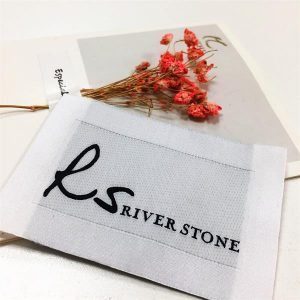 Wholesales woven damask labels polyester clothing tag