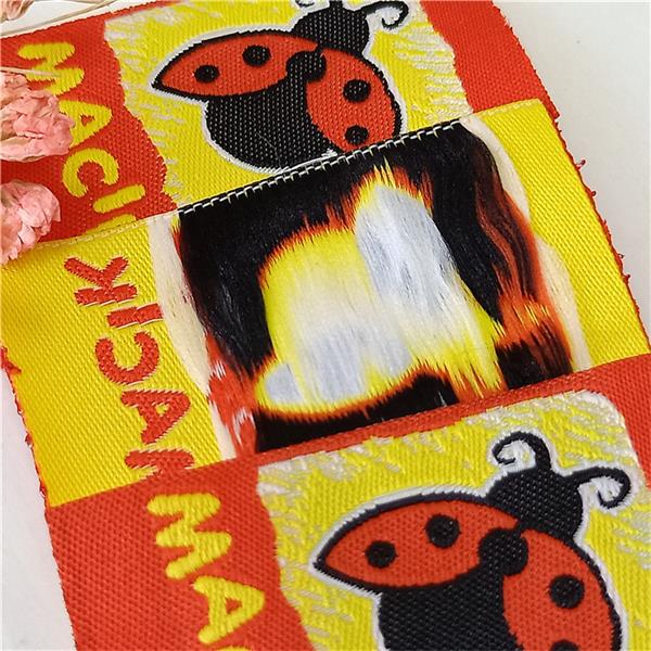 BEE ANIMAL DESIGN CUSTOM PRIVATE LOGO BRAND NAME MAIN LABEL