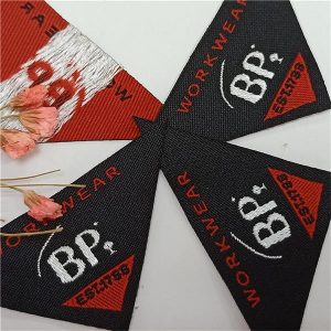 Triangles woven label custom tag