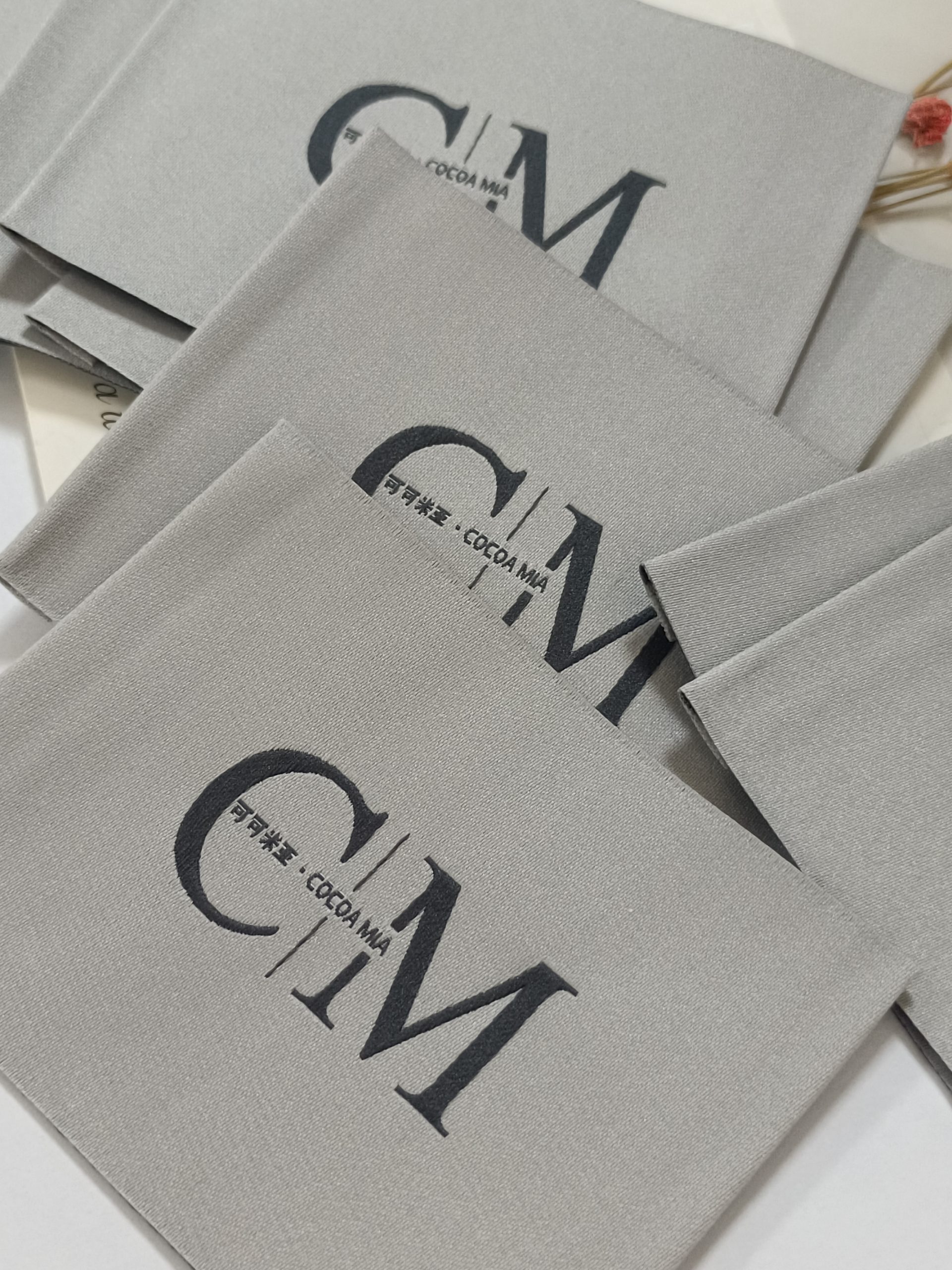 Update-2024 wholesale polyester woven labels fabric sewing clothing tags for hats - Image 2