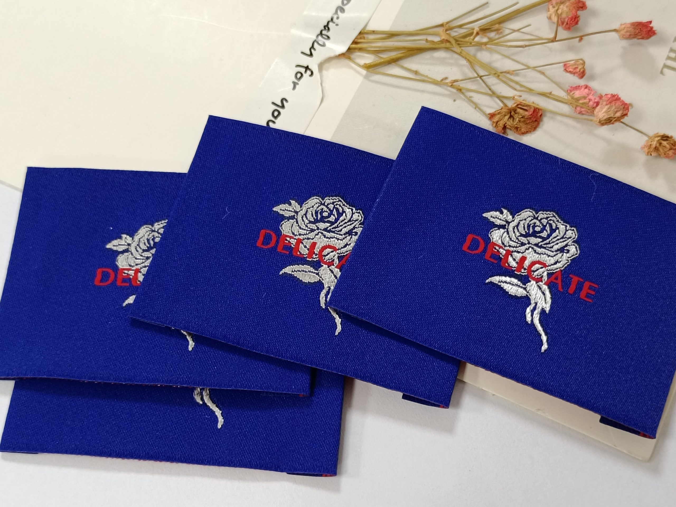 Update-2024 wholesale customized clothes to sew clothing tag for garment