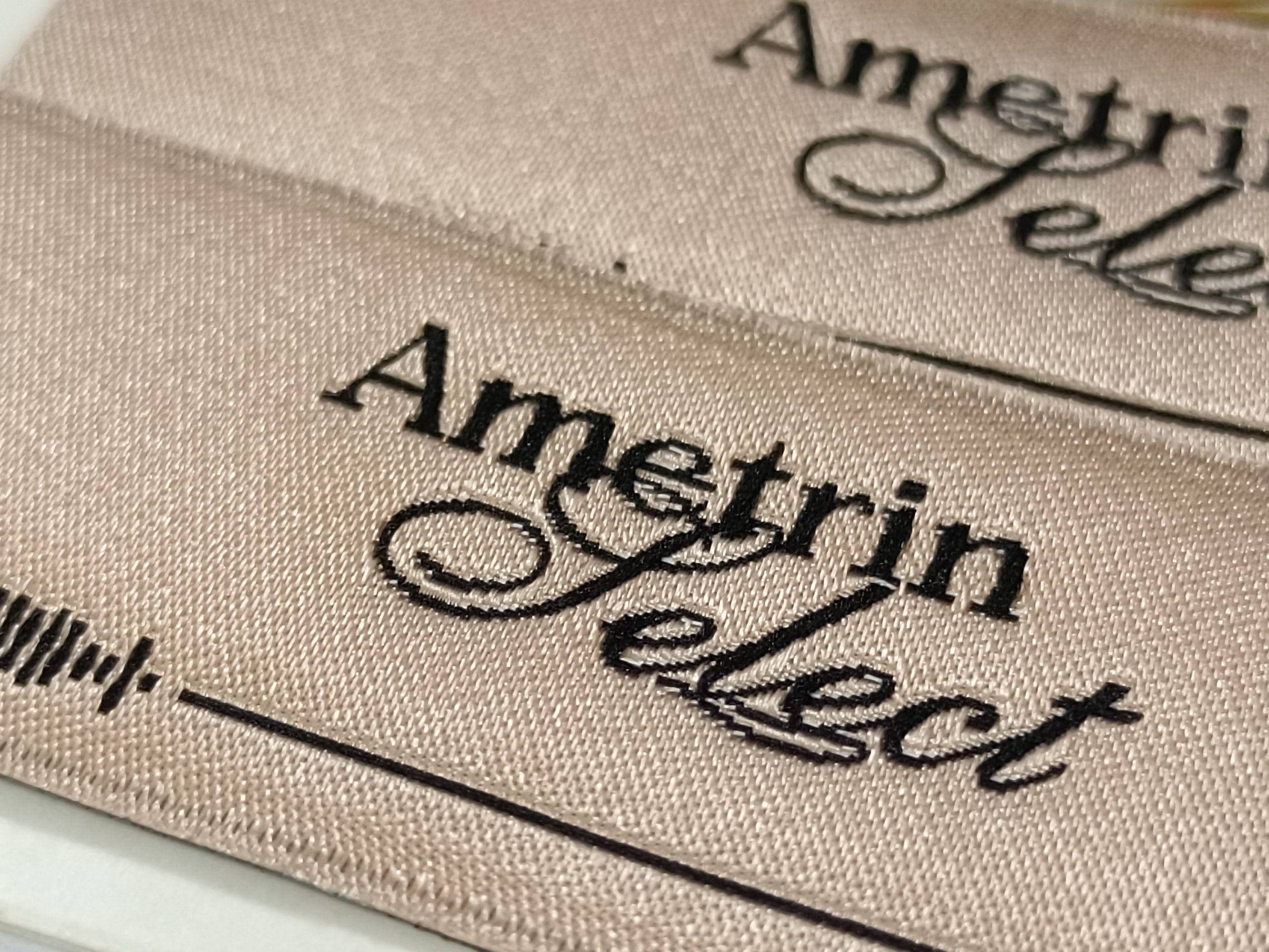 Update-2024 how to design your own clothes woven label for jacket
