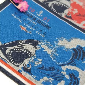 woven label t shirt
