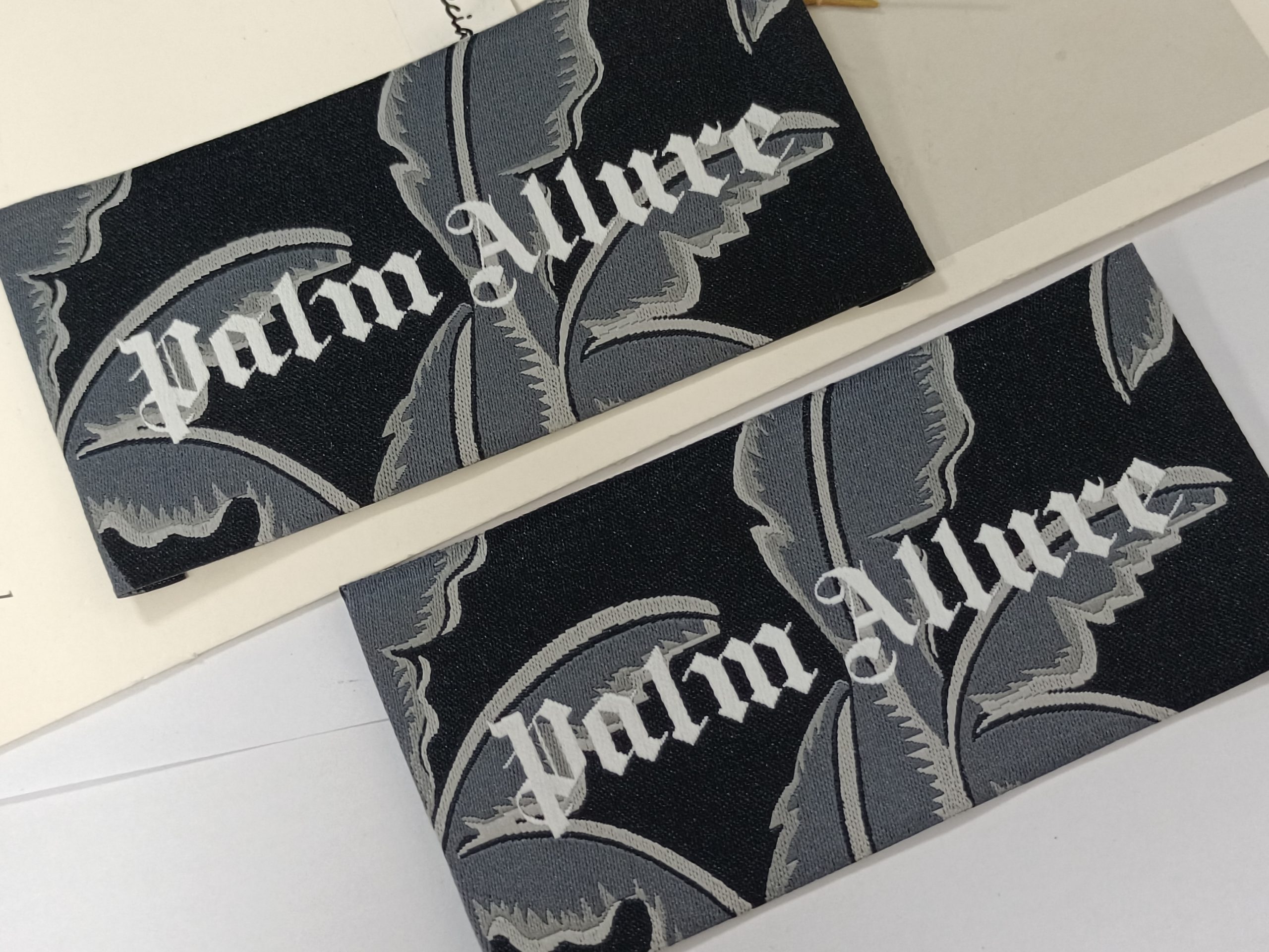 2025 designer woven shirt labels China custom private clothing damask woven tag - Image 3