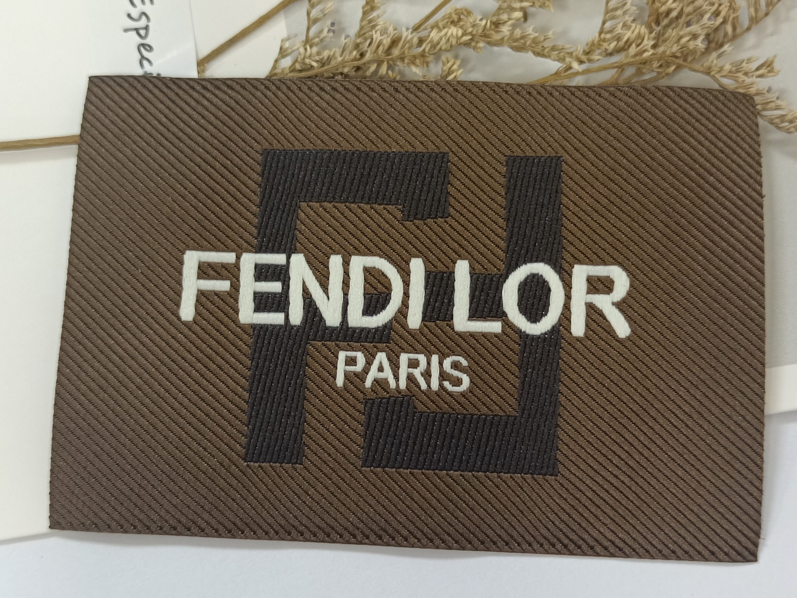 Update--2025 Hot sale custom bulk woven labels for shirts/ Print labels /woven label /garment label /Woven patch/hang tags - Image 4